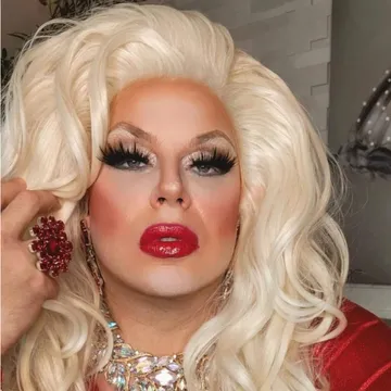 NYC Legend Porsche Spills All on GAY FACE