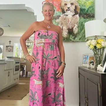 Busy Living Sober with Host Elizabeth Chance